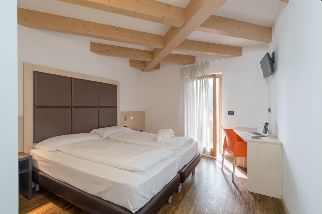 Villa Cameras Room And Breakfast Mori Exterior photo